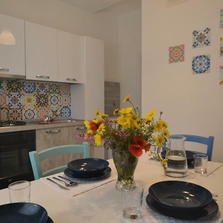 Case Degli Avi, Camere Nel Borgo Marinaro Pozzallo Buitenkant foto
